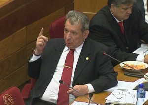Juan Carlos Galaverna quiere pero no ve posible la vuelta de Martino a la Albirroja. Foto: ea.com.py